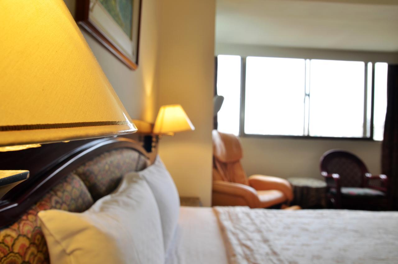 Family Hotel - Linsen Tainan Extérieur photo